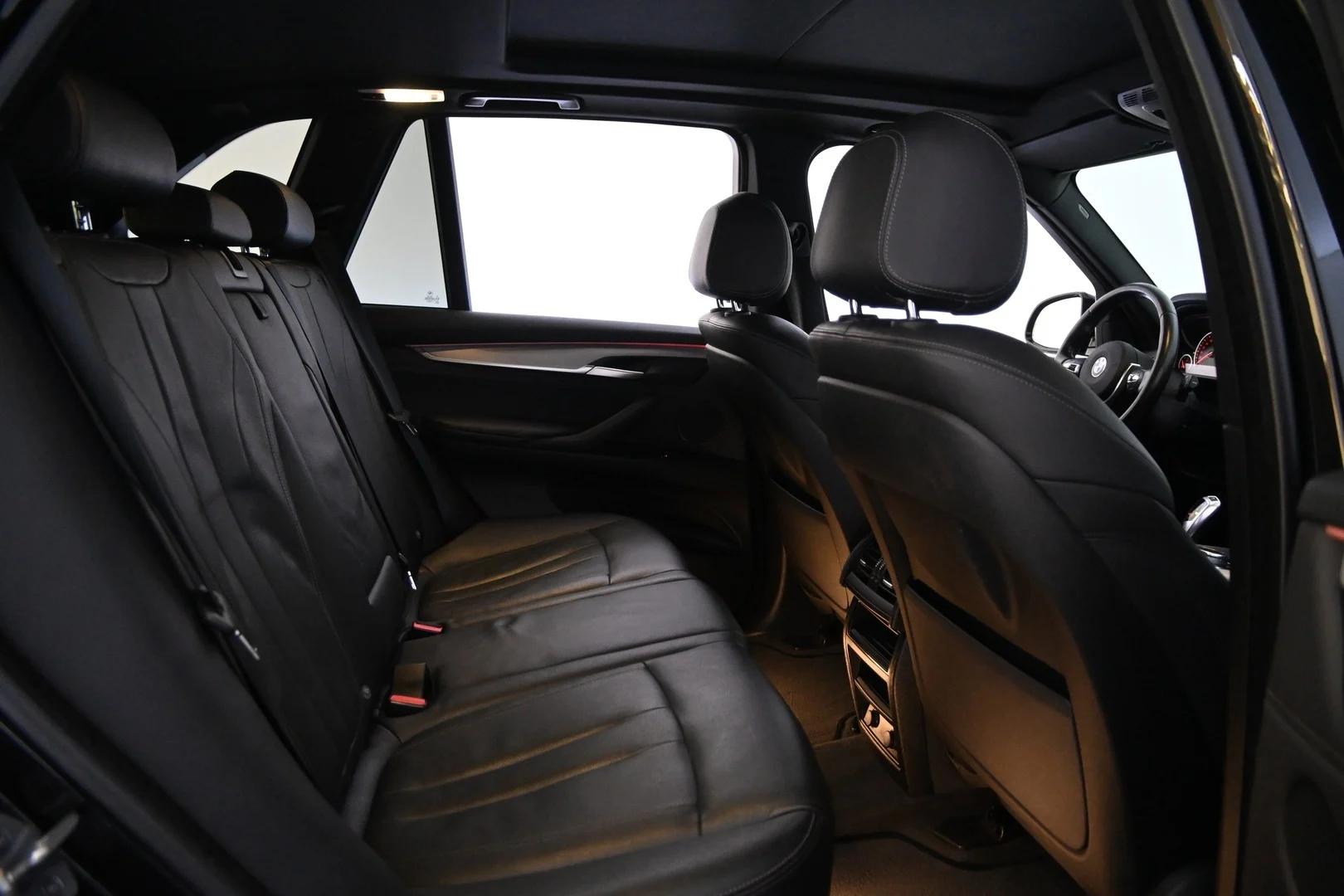 Car Image - HrMvaB3ysVuCkPhBCN8s9