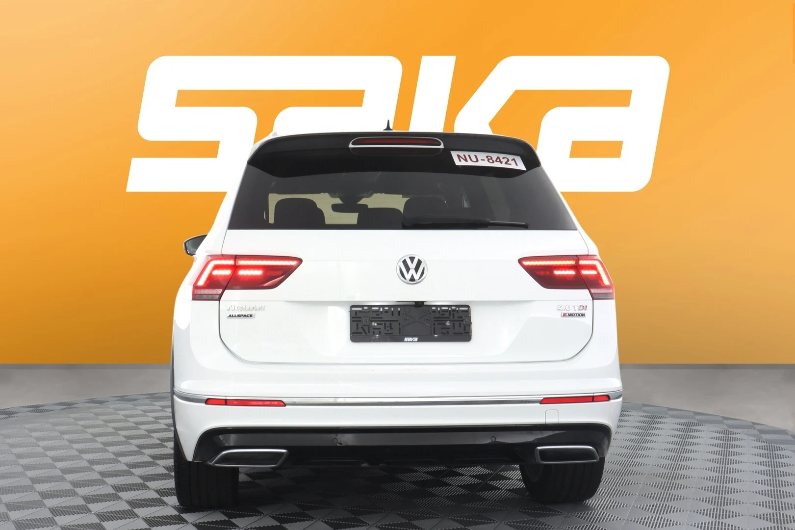 Car Image - 5c9vlWUNsqZvrsiSQ7G3Yj