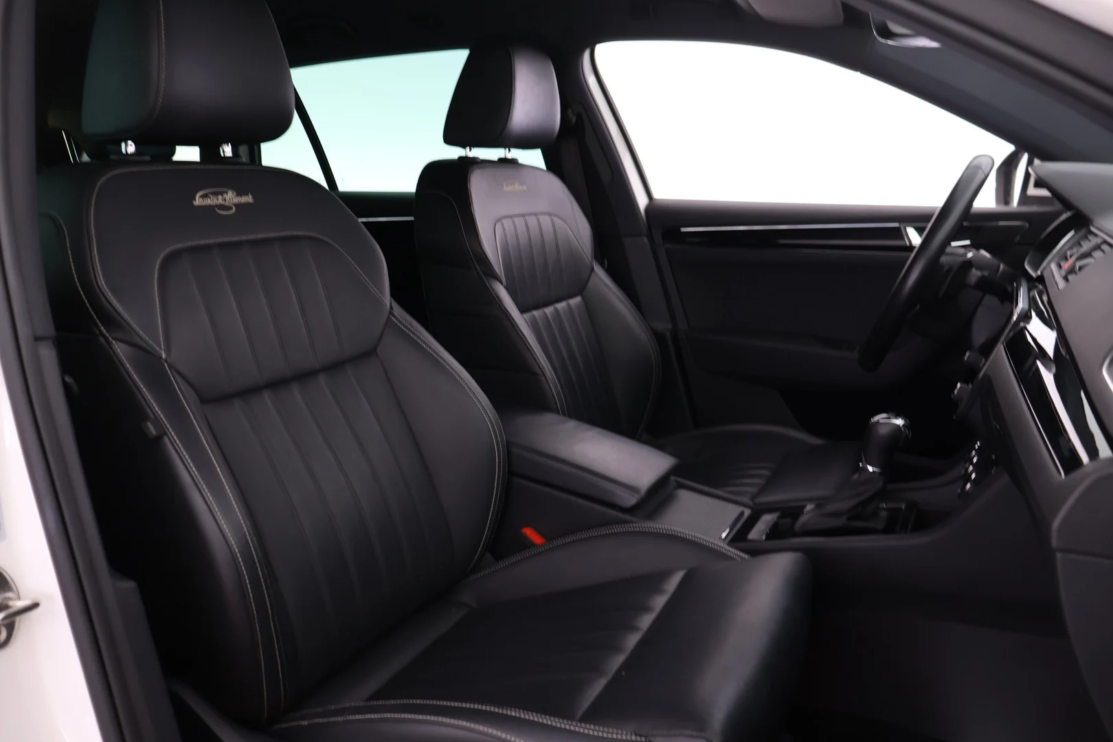 Car Image - 1JFwhLFU8J4lS9lQuDmFN9