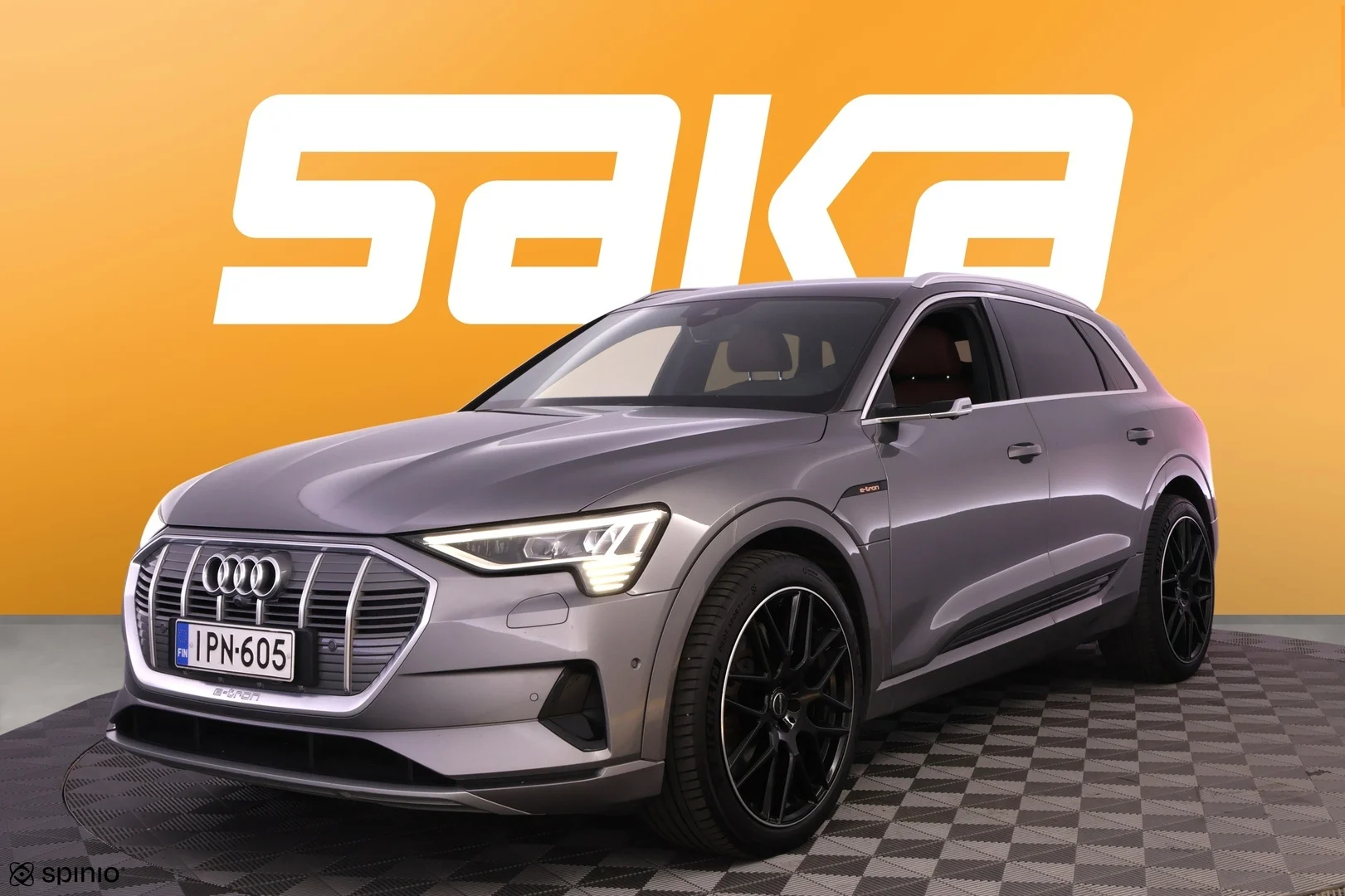 Car Image - 79pnkgPbSCuFjb7g3yoYBN