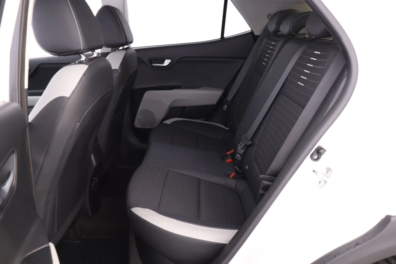 Car Image - 3bpKErRR9RJvYiflKwHt9o