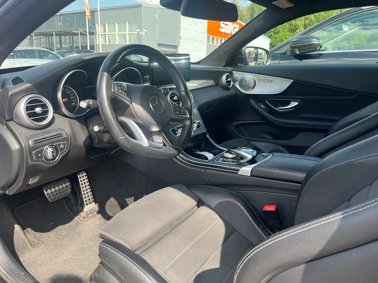 Car Image - 6AMrQxkD7iBSJOpVJt04sJ