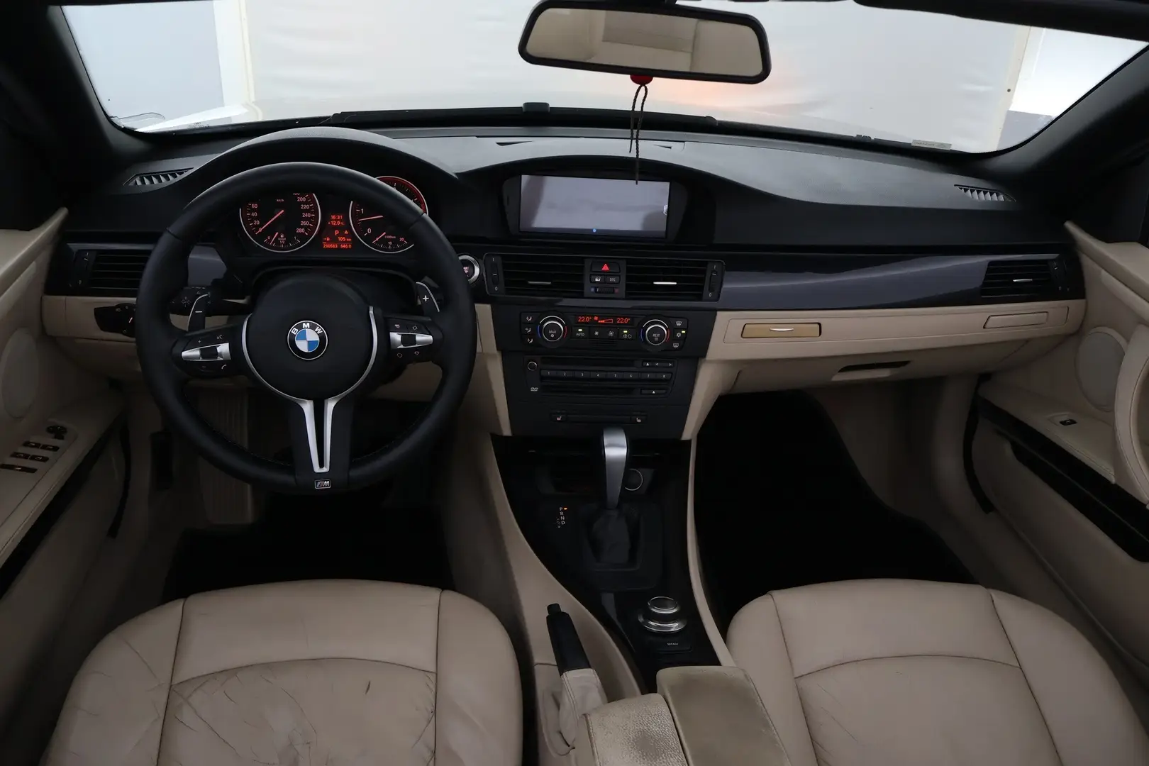 Car Image - 3PcIU9UvUGICubB2lttuX3