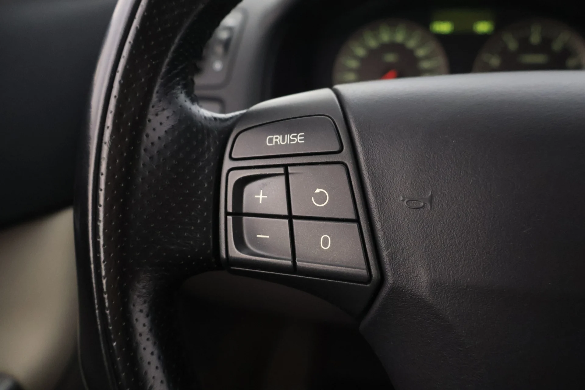 Car Image - UaGEhQ3uaM0jTbRhk9njT