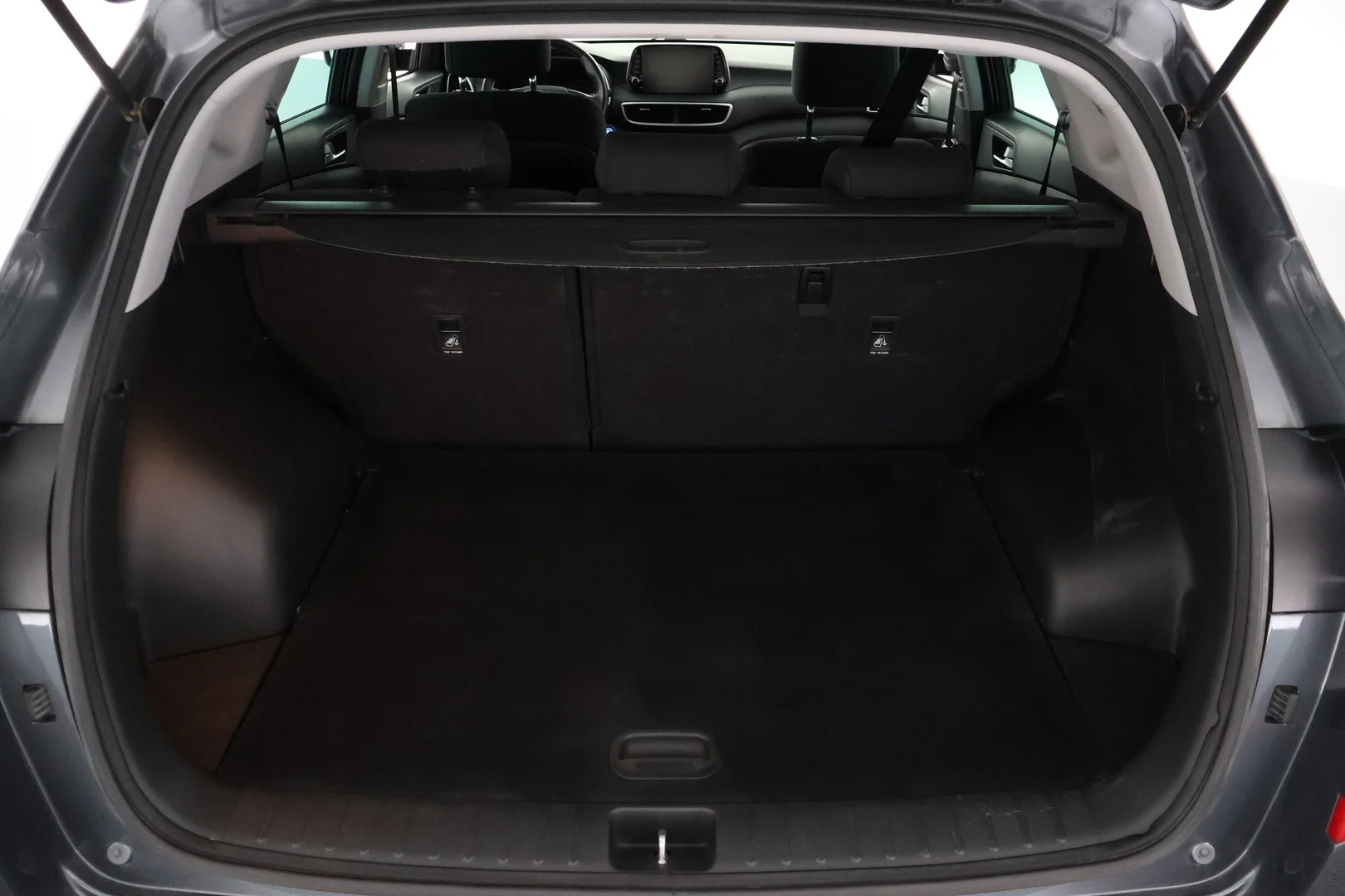 Car Image - 29GO2N8MvIuZF0oOmpuyQy