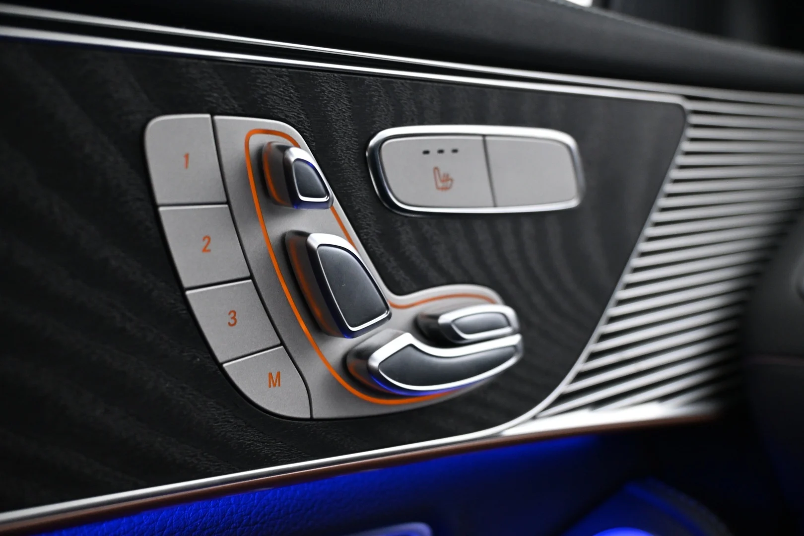 Car Image - 2Ok3s02YSnKbKdD4UPcu64