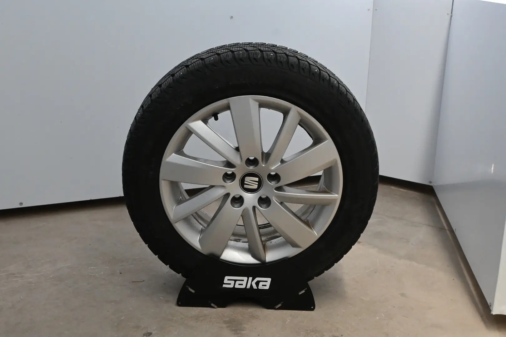 Car Image - 5pJCrhIWkx6SDRNsKEsC2h