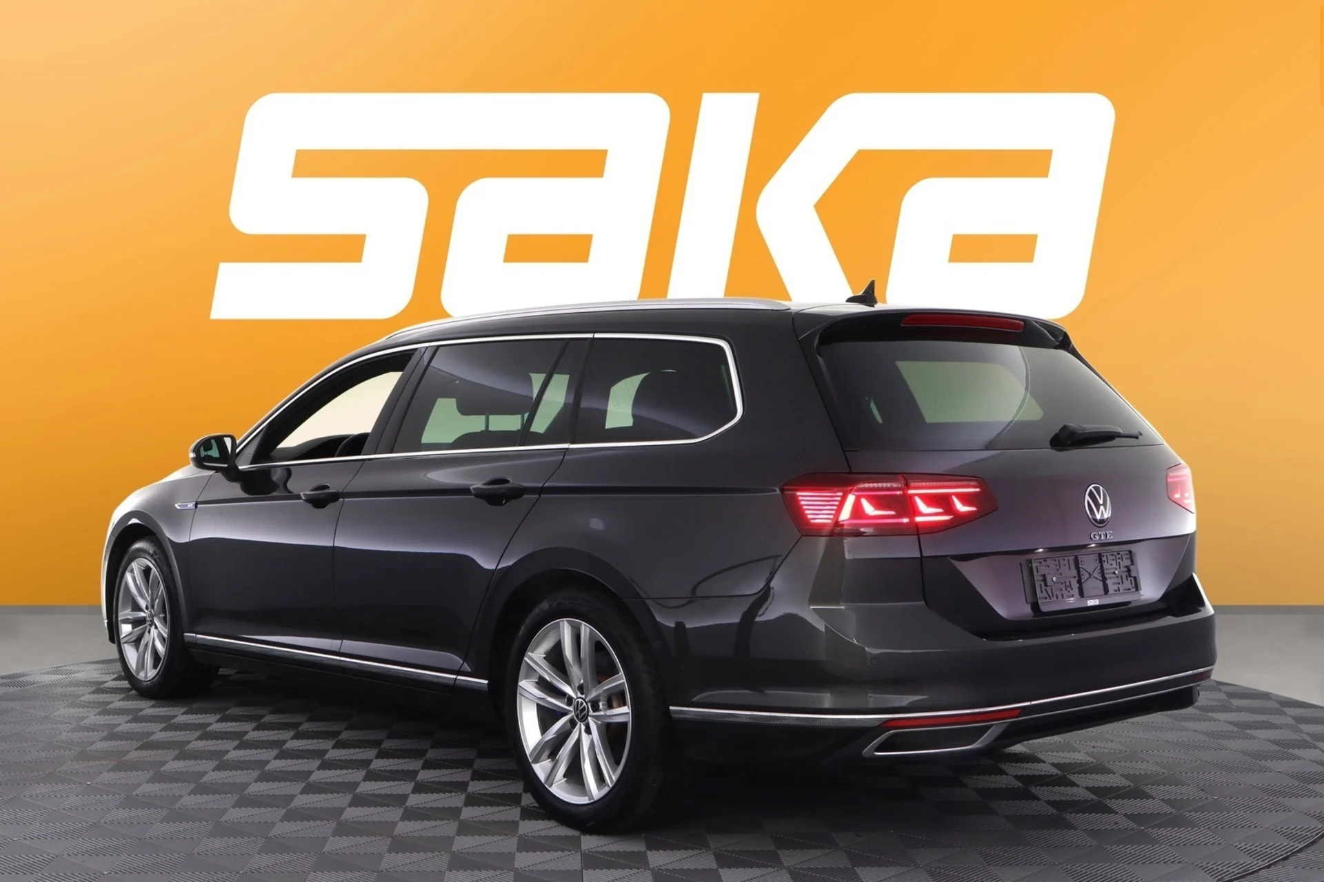 Car Image - 63Ew2Qqbgda5EmVkZV22ju