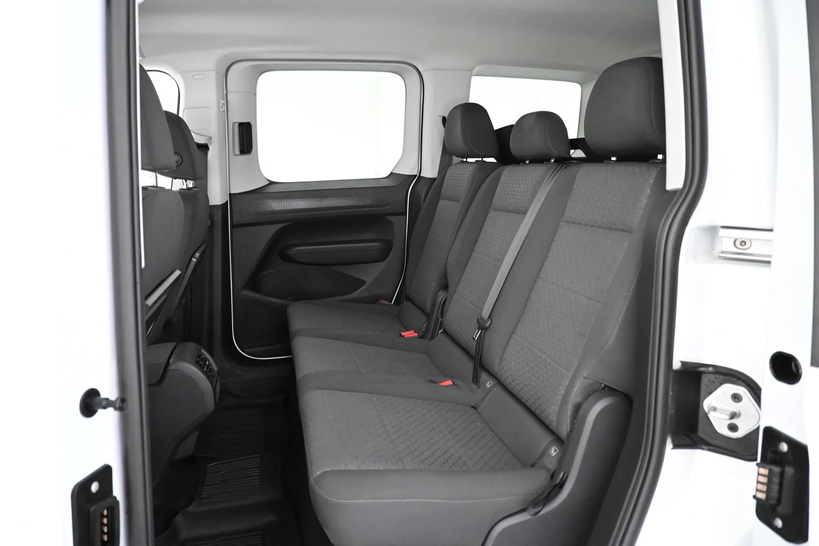 Car Image - 3lIQZxfwRv0O64SxRfnlgn