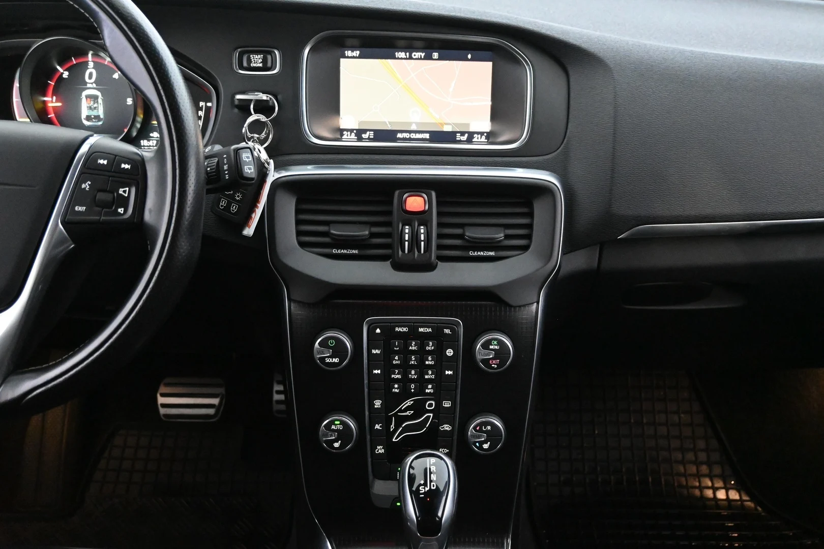 Car Image - 6aEEYx6wMVTq9rUShfxz8Y
