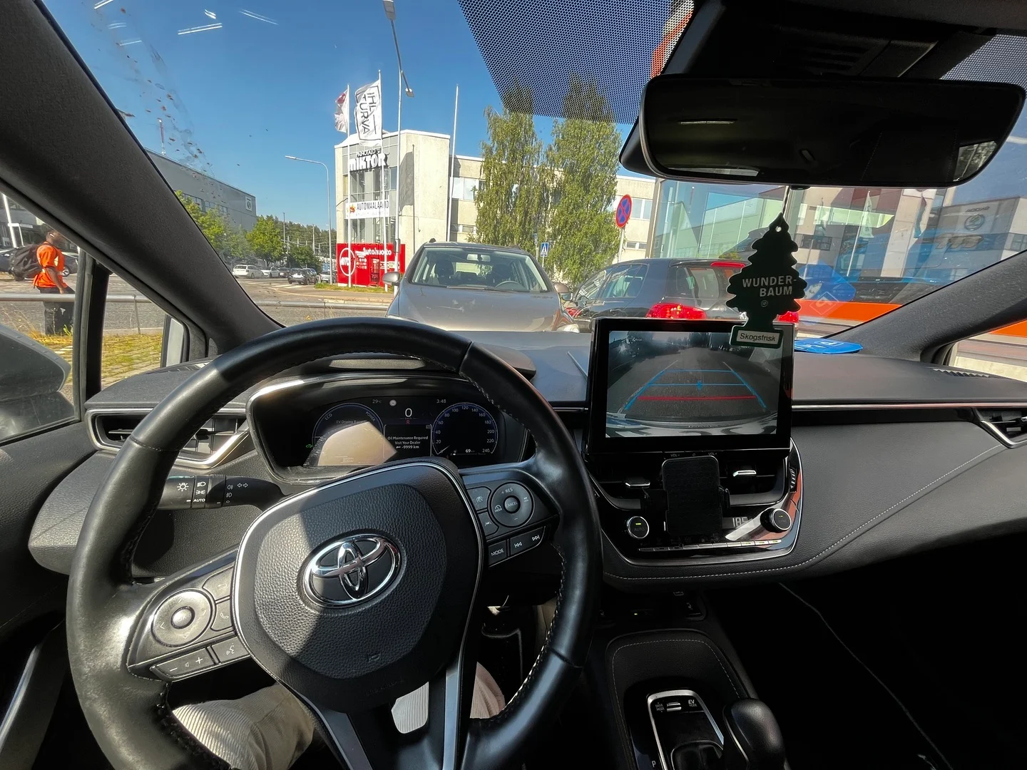 Car Image - 6wRM0DRxQBEN8HXz9qh8rl