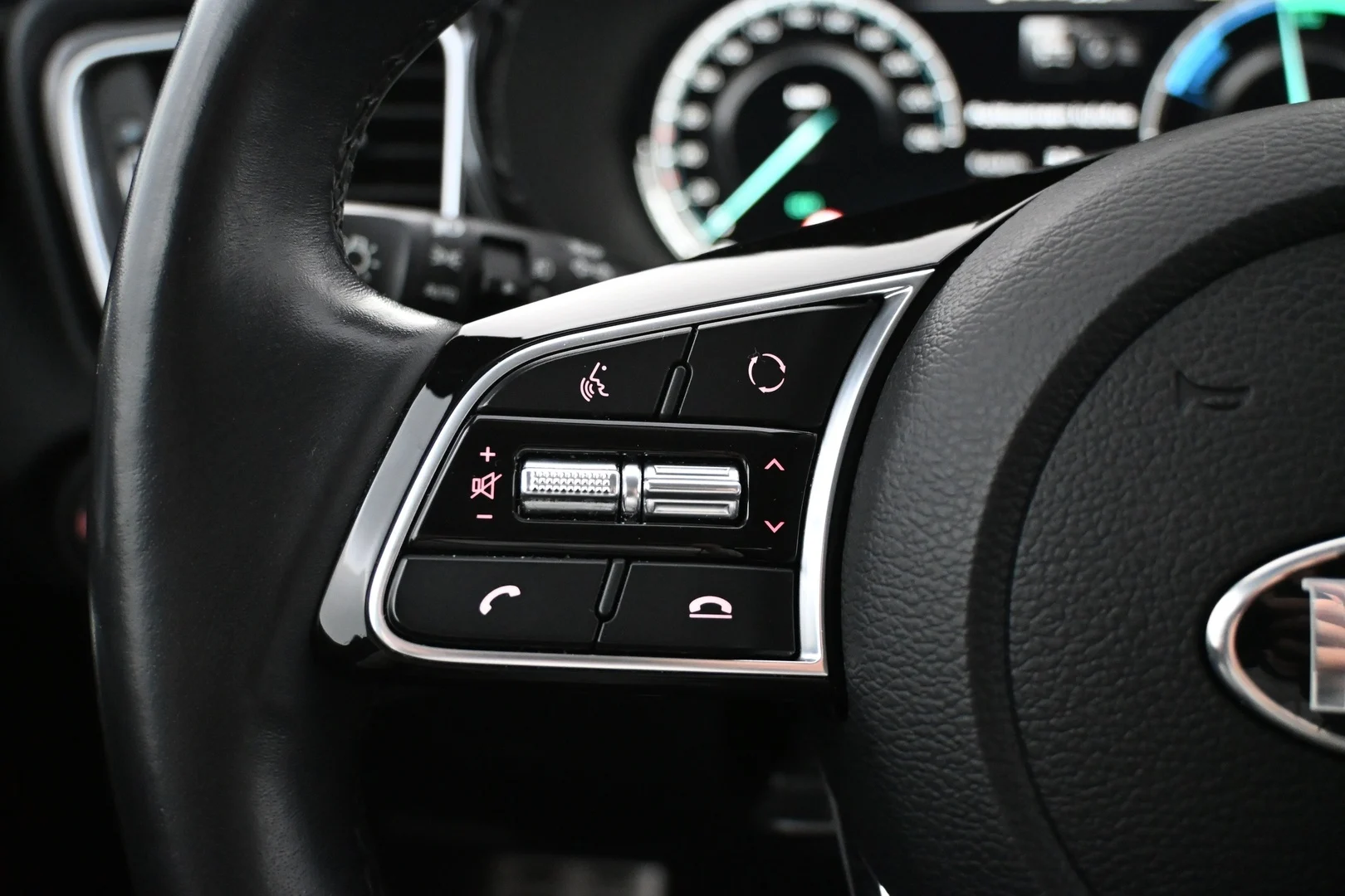 Car Image - U2gKJUE4lW1JMDUw0ydKS