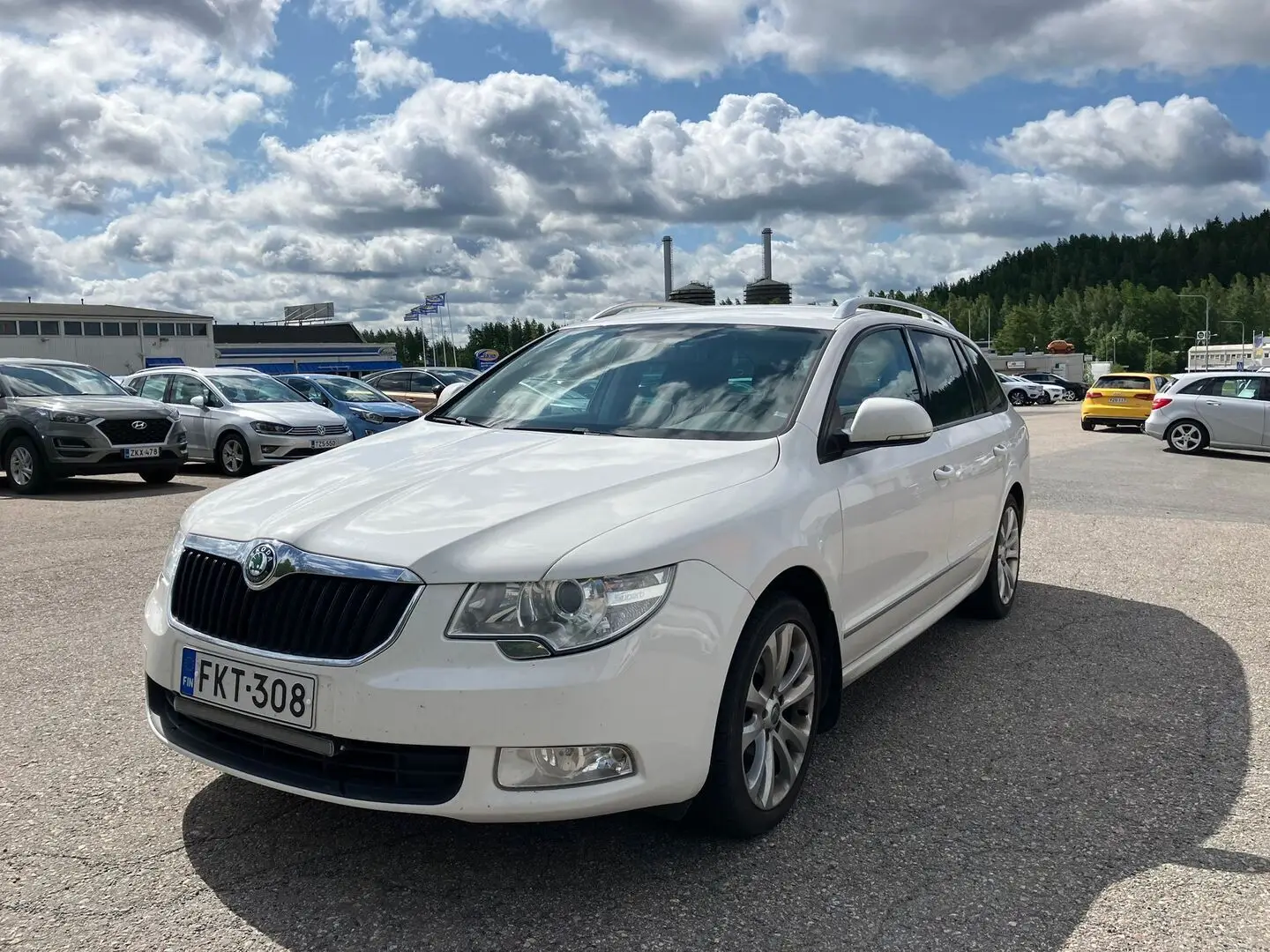 Car Image - 2gbnXzu47nrNFDmAGCnWQo