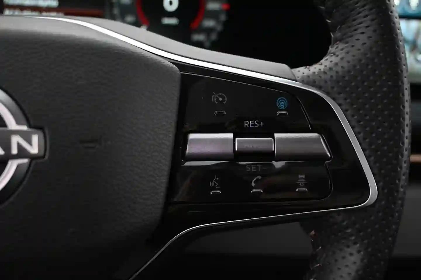 Car Image - 5M9jLbKFSU8ZkJdZMY0AuU