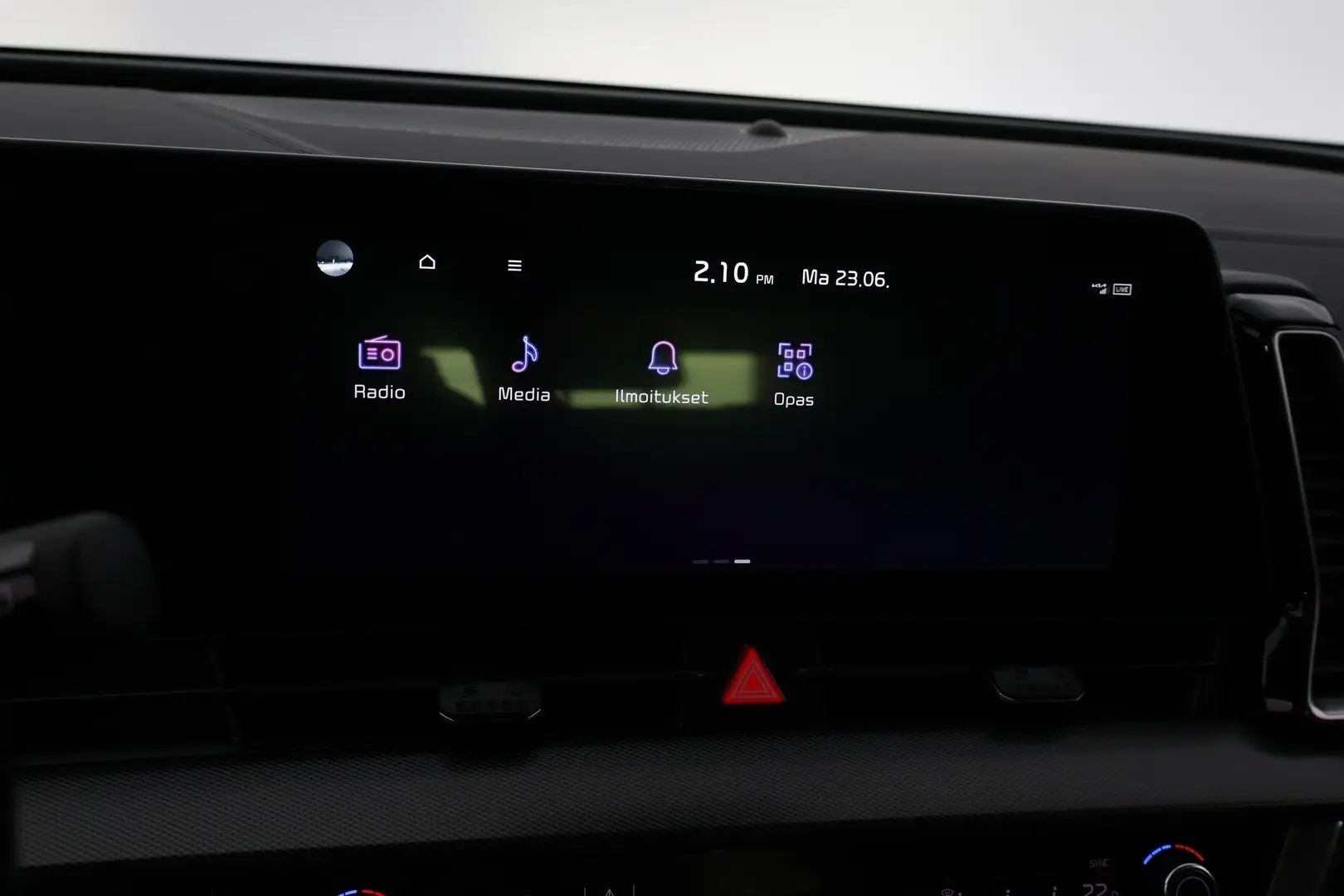 Car Image - 1yqdAczyaTzx3g9MVCuj0G
