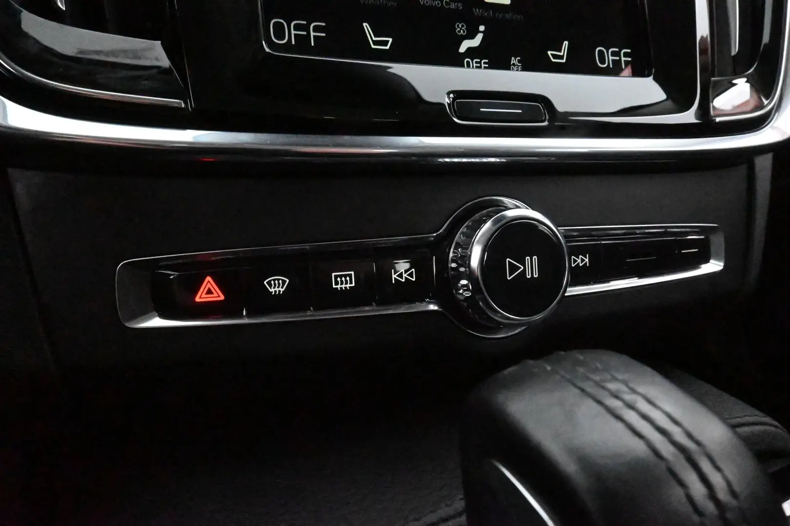 Car Image - 4QJUndrVhO4ZPnvocFNWAE