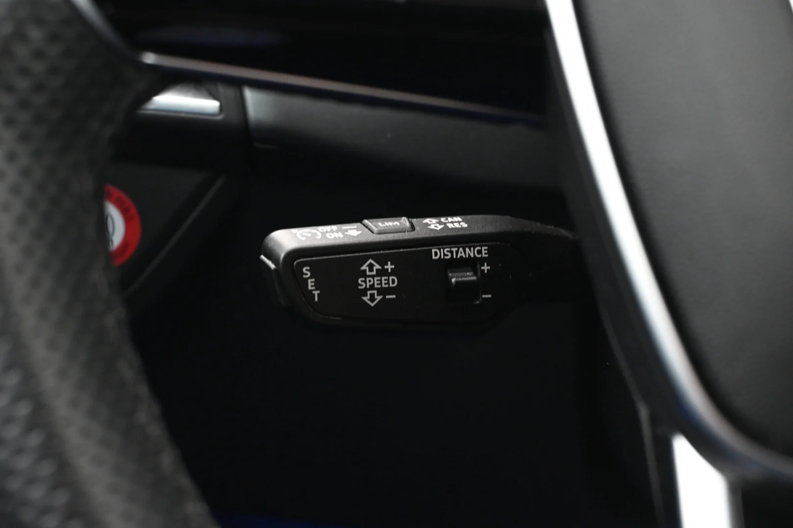 Car Image - 1PTV7FrIzGzSjYTpBiDpX5