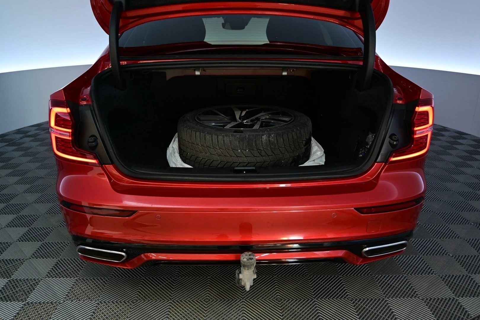 Car Image - 6GAyVLpzQqlAnPxXO9gVJ0