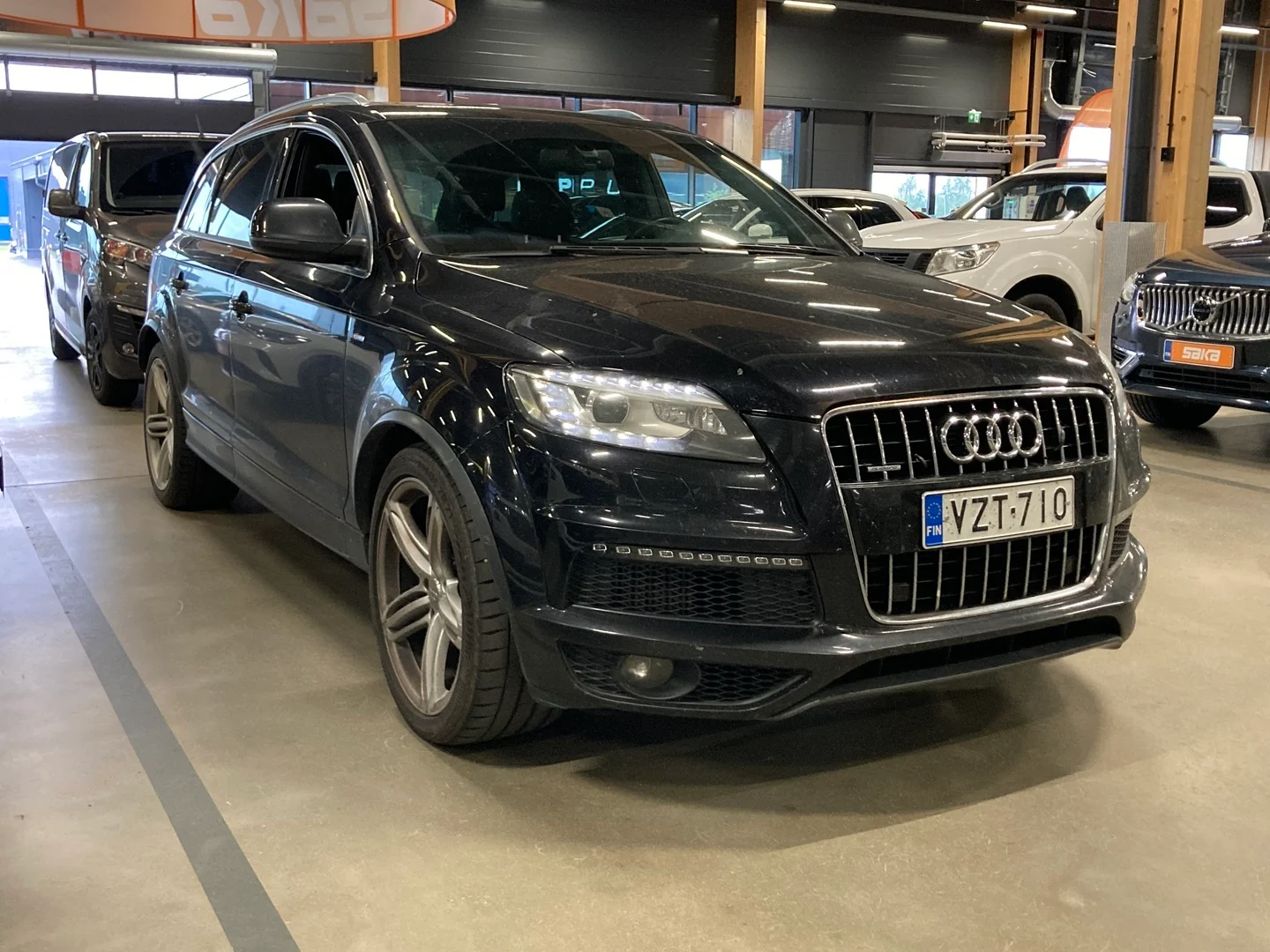 Car Image - 6ICRkpKejxJiHruvsa5ULE