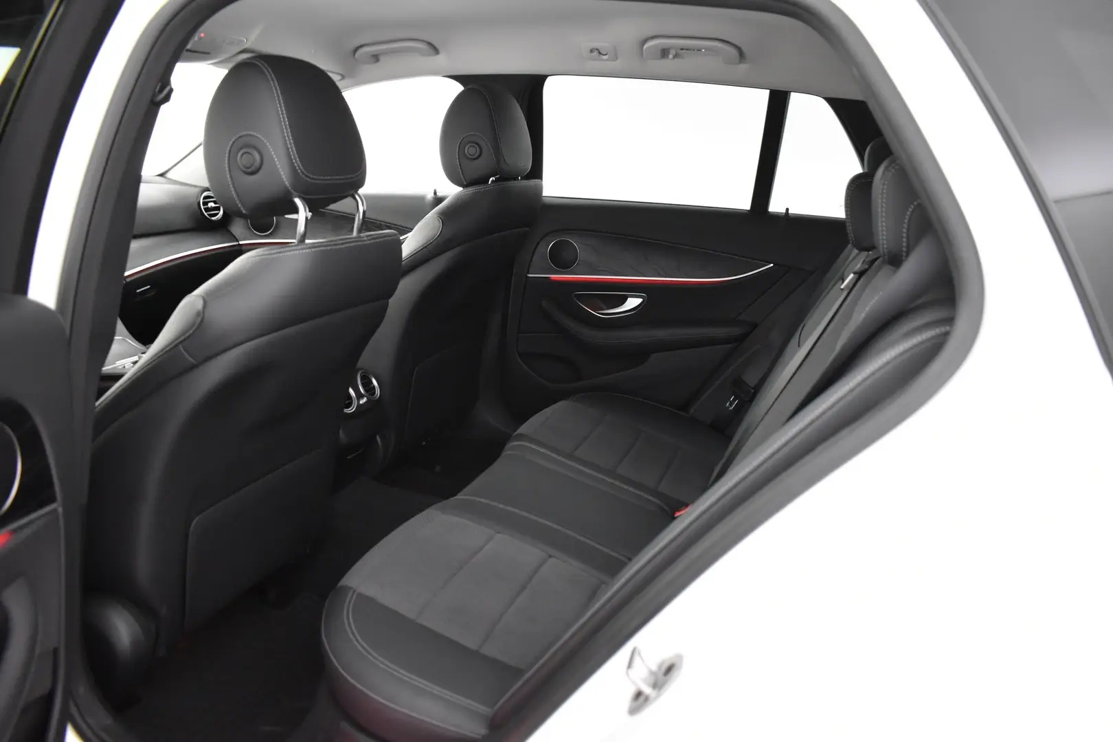 Car Image - 59yOnBOSQyj6r5CyfC3q3B
