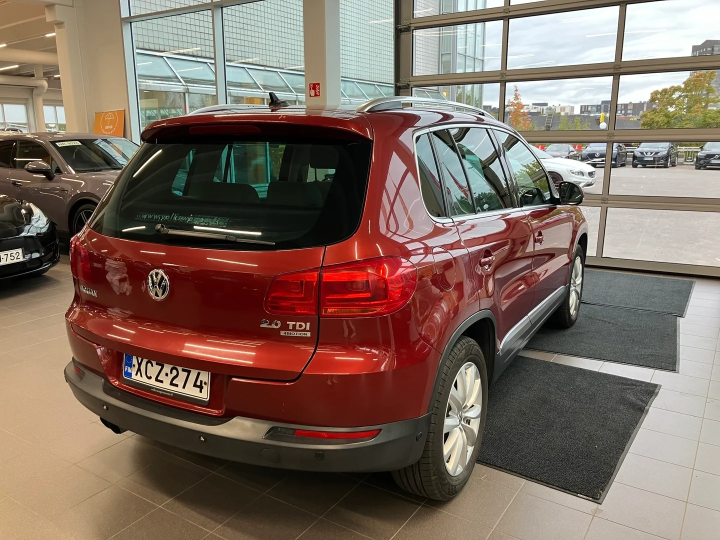 Car Image - 5OITrLBQZYorl8Y7f62m2a