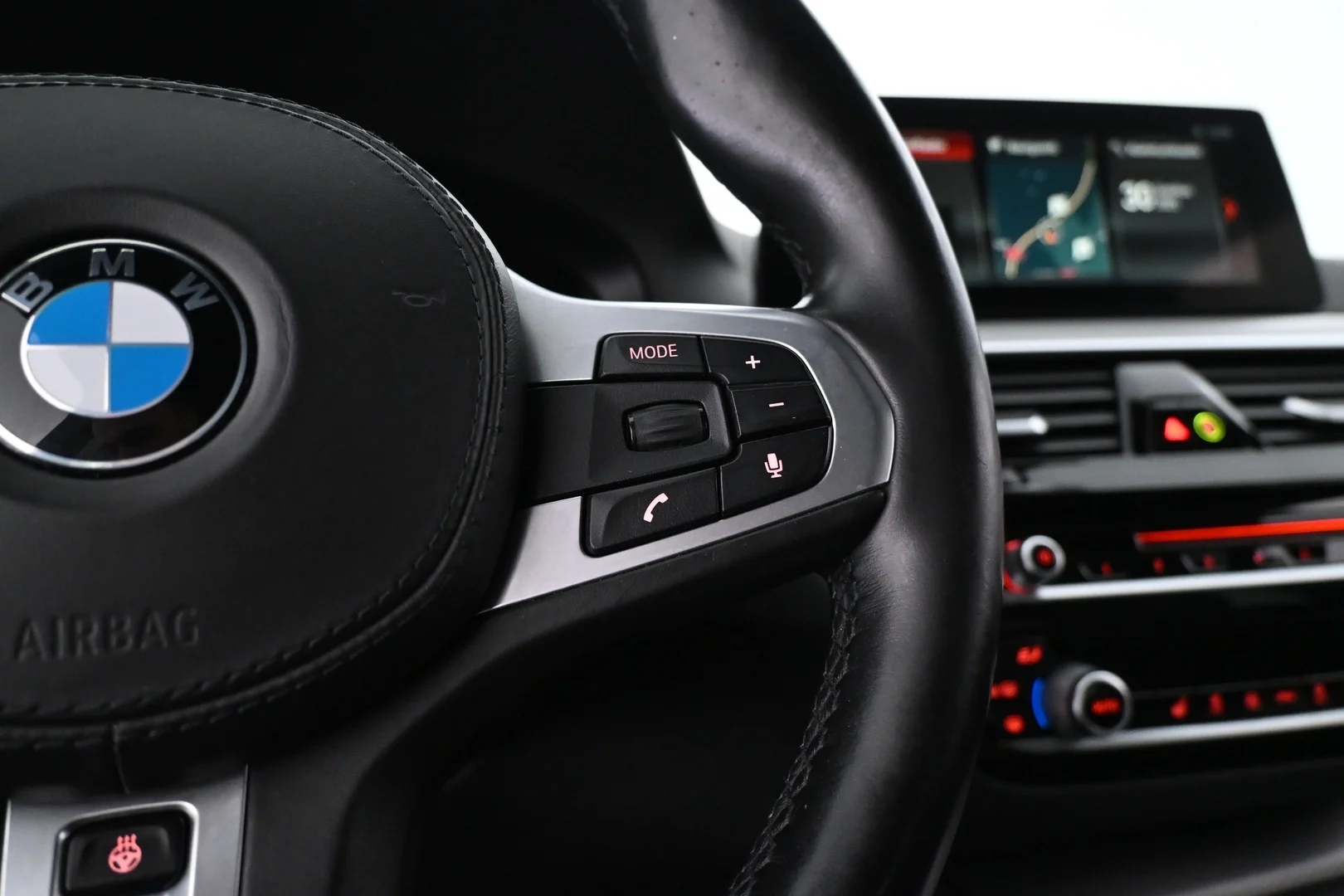 Car Image - 6lMkGlW8FWNLtnmjruAW0H