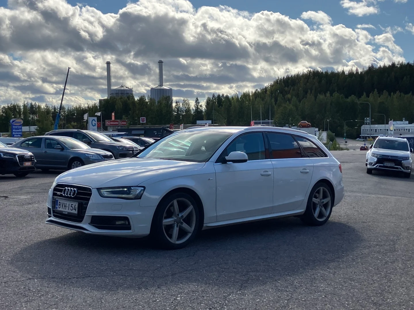 Car Image - 1YqSv4jeR1S7CJ9zrk5lxt