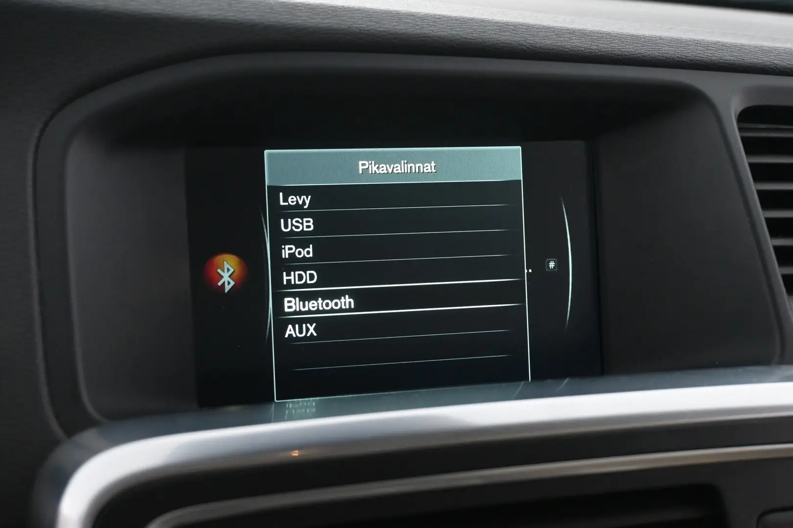 Car Image - fYT1uQerrjby0FhN9sObI