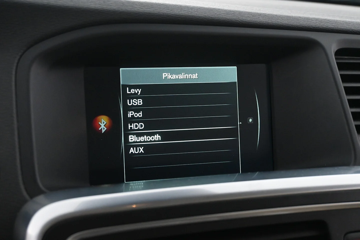 Car Image - fYT1uQerrjby0FhN9sObI