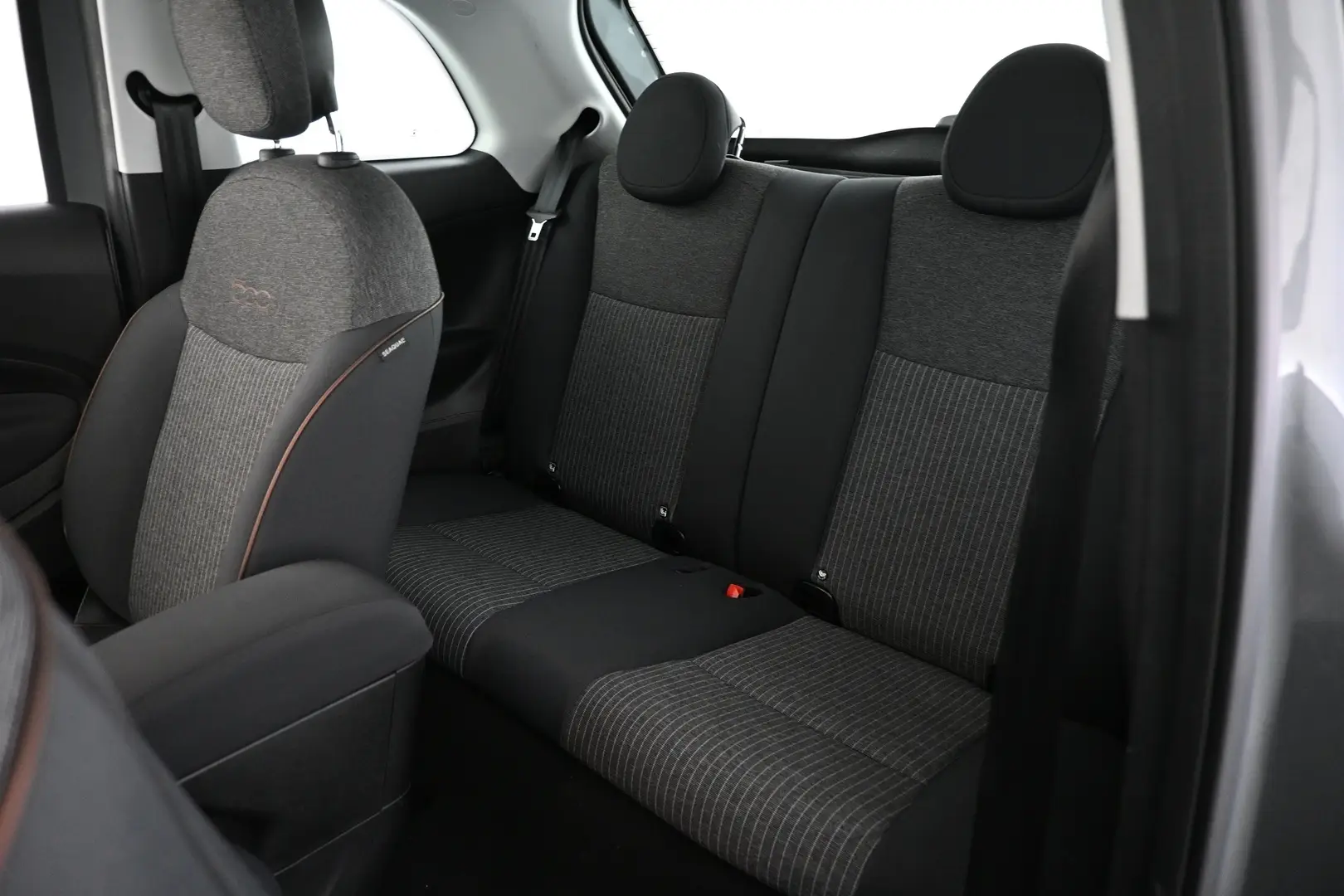 Car Image - 2N2Hk57lom9SKOQlpeJg8y