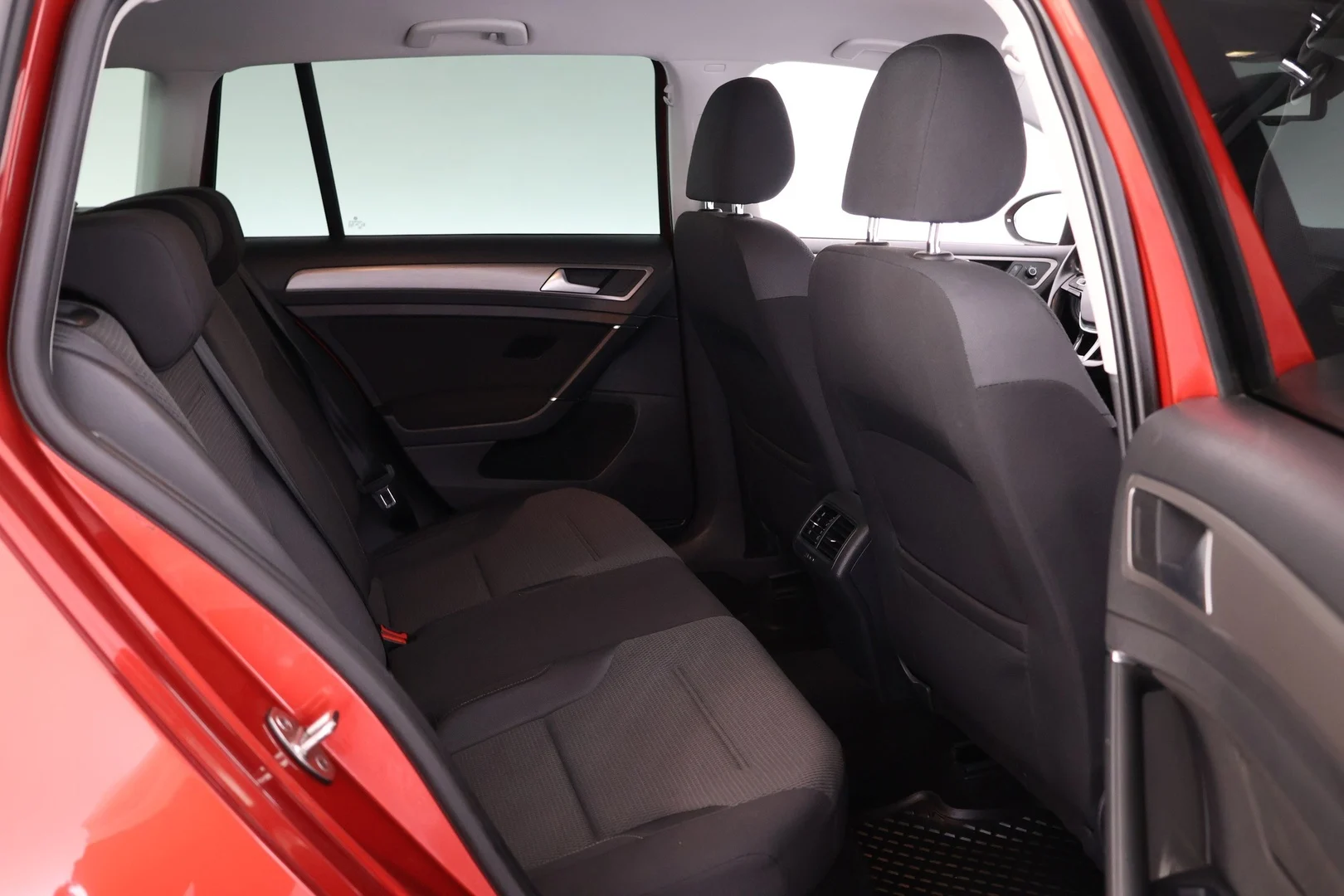 Car Image - 3lxFVLbSNBKPq4tQWzzn1w