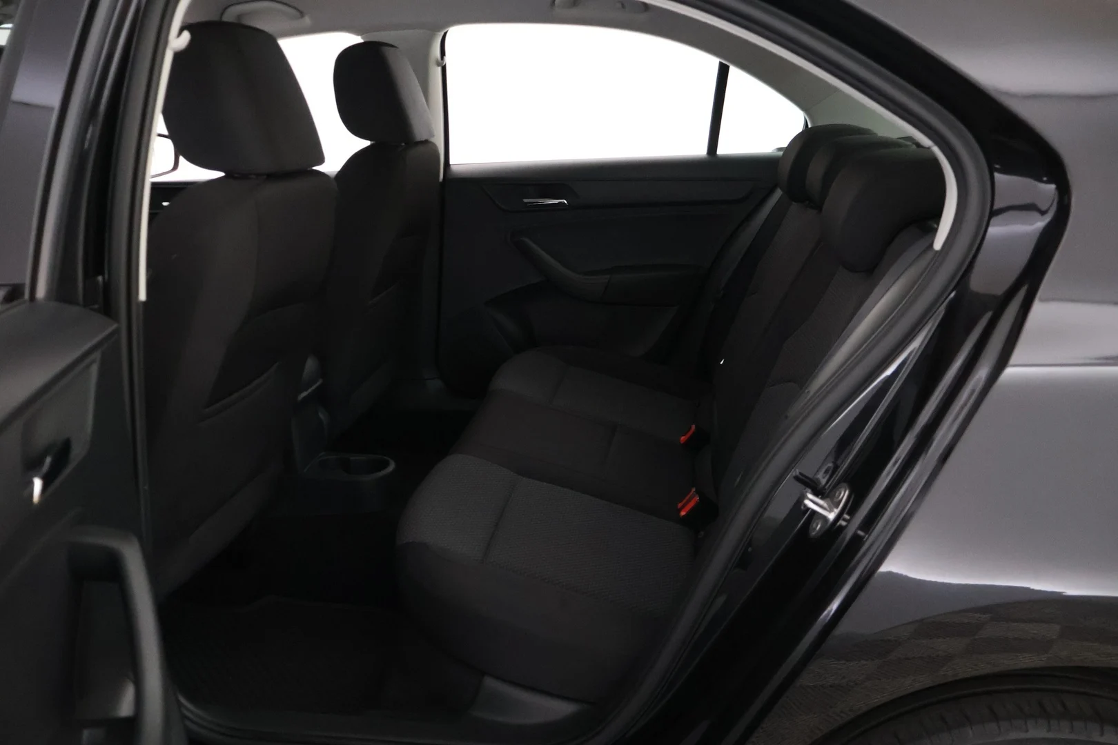 Car Image - 4sxqvNCqpJUUz6jqQG4T43