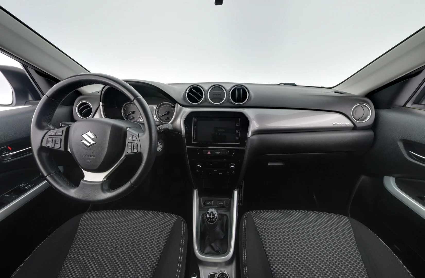 Car Image - 25vAjrv9wdamrN98HUlH1g