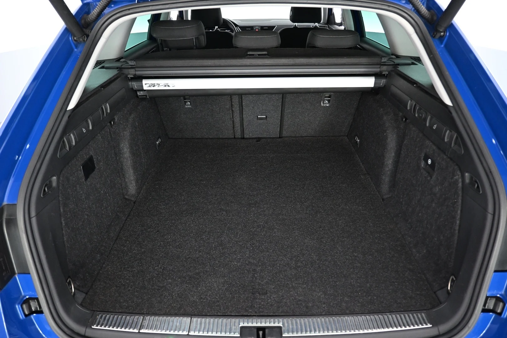 Car Image - QwY1cvke2E2trfcz2M1sv