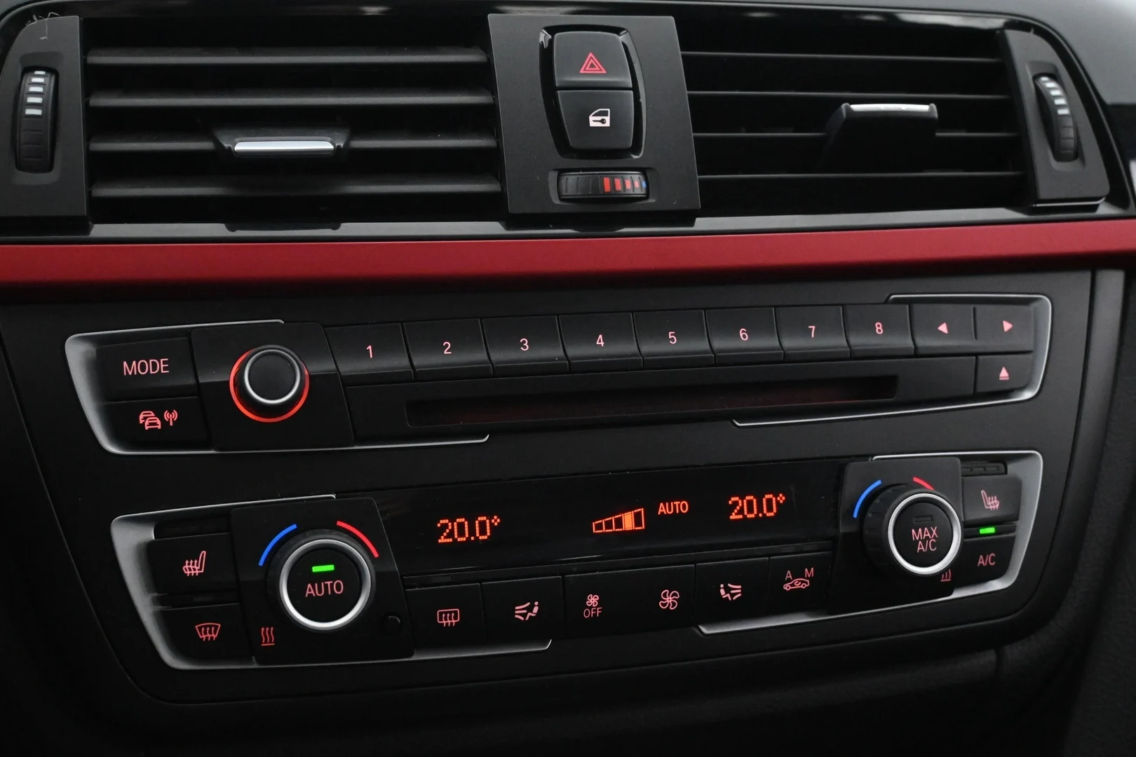 Car Image - 2JDSfqOdfpE4ILtM86kZ2T