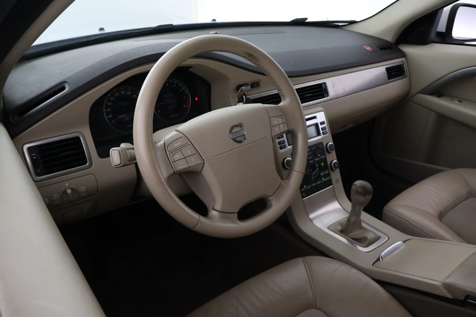 Car Image - 1lI1CEur1tpb4VjwO7Jb7U