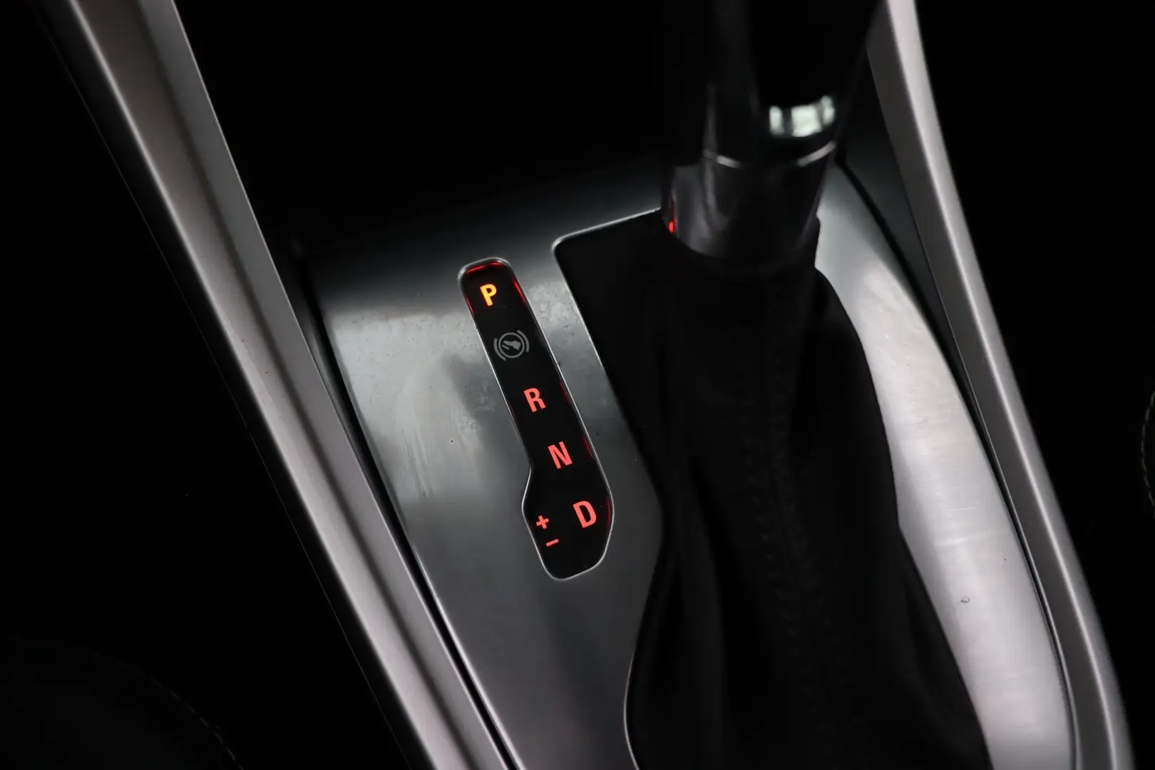 Car Image - 4wgyAS8s6PJ6fxWBNmkmhi