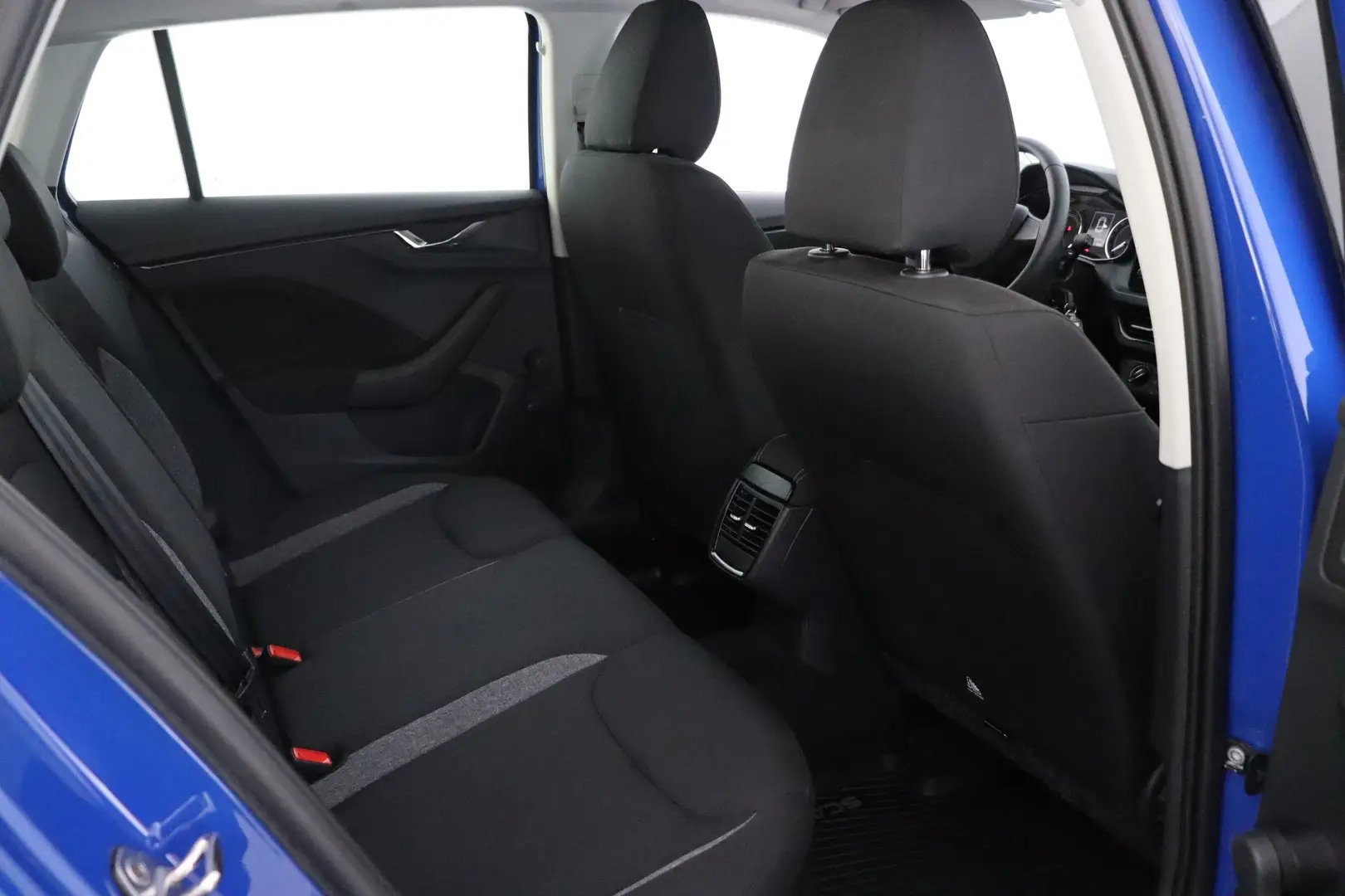 Car Image - 3XnBfCoR9uCQdhd39xJqCi
