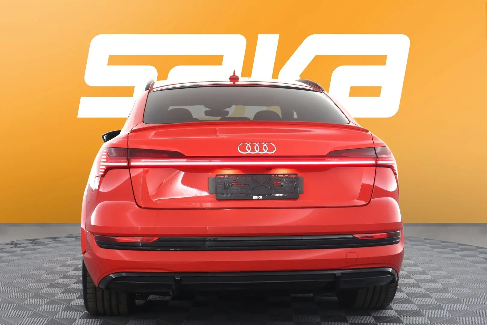 Car Image - 6o3T03baz5iYasDWG9Gsho