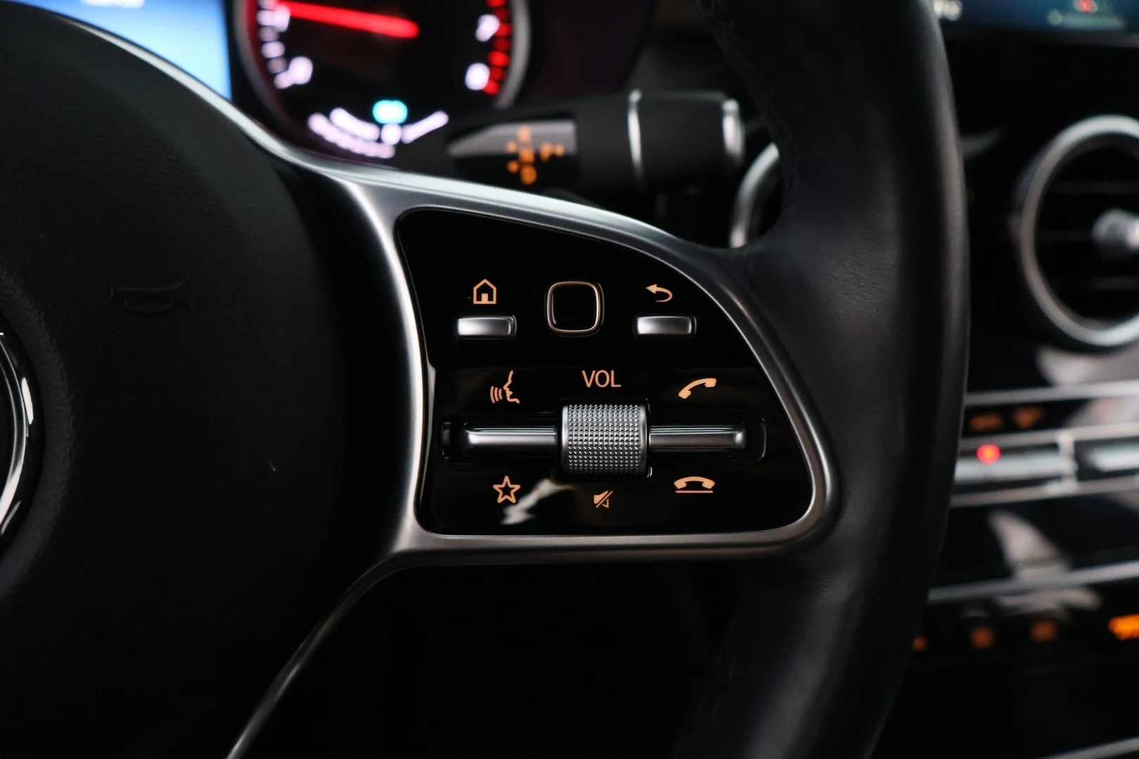 Car Image - 4OzEjLhx7dsY2F8FtXz2Sw