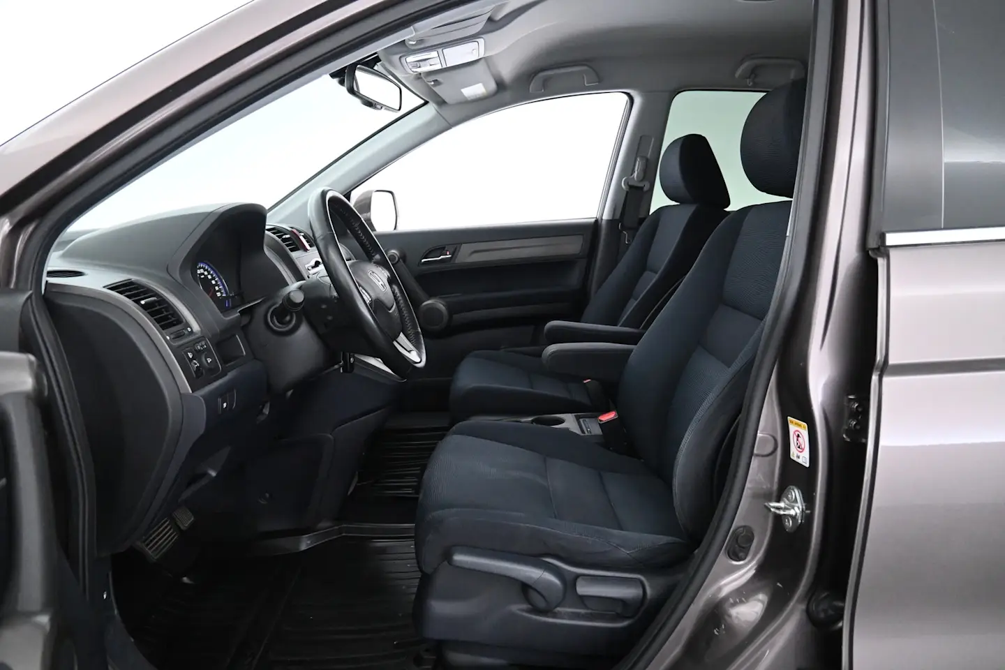 Car Image - 6eb9MIPrThN3MKyGdb0uZp