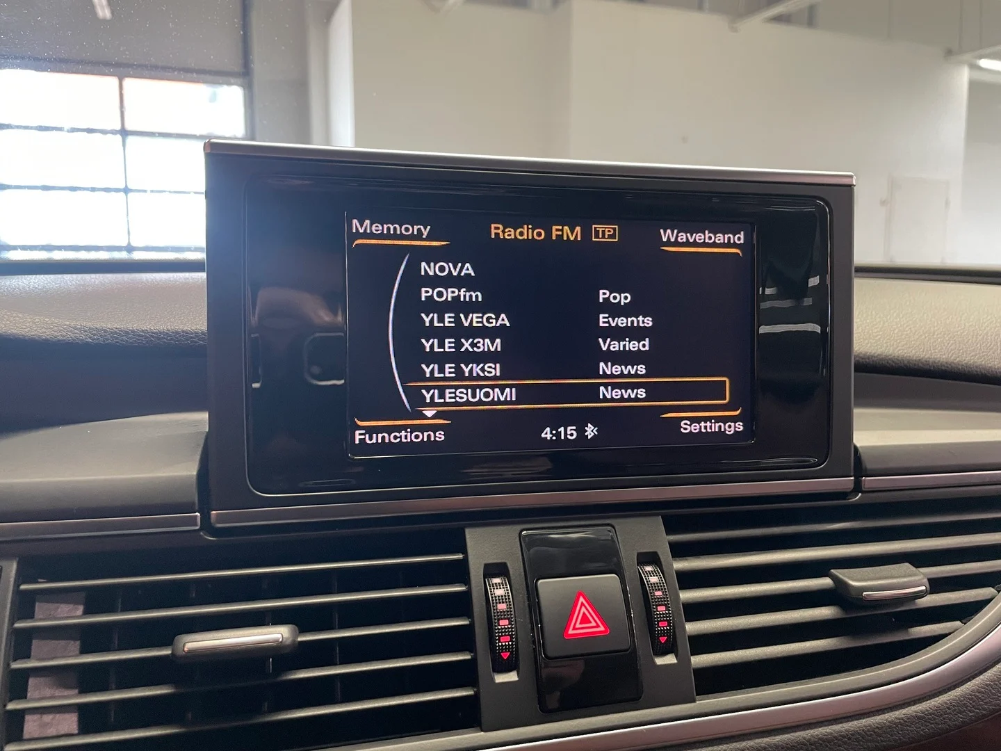 Car Image - 6JI6Ua9BB20aoM6xz8ZYy3