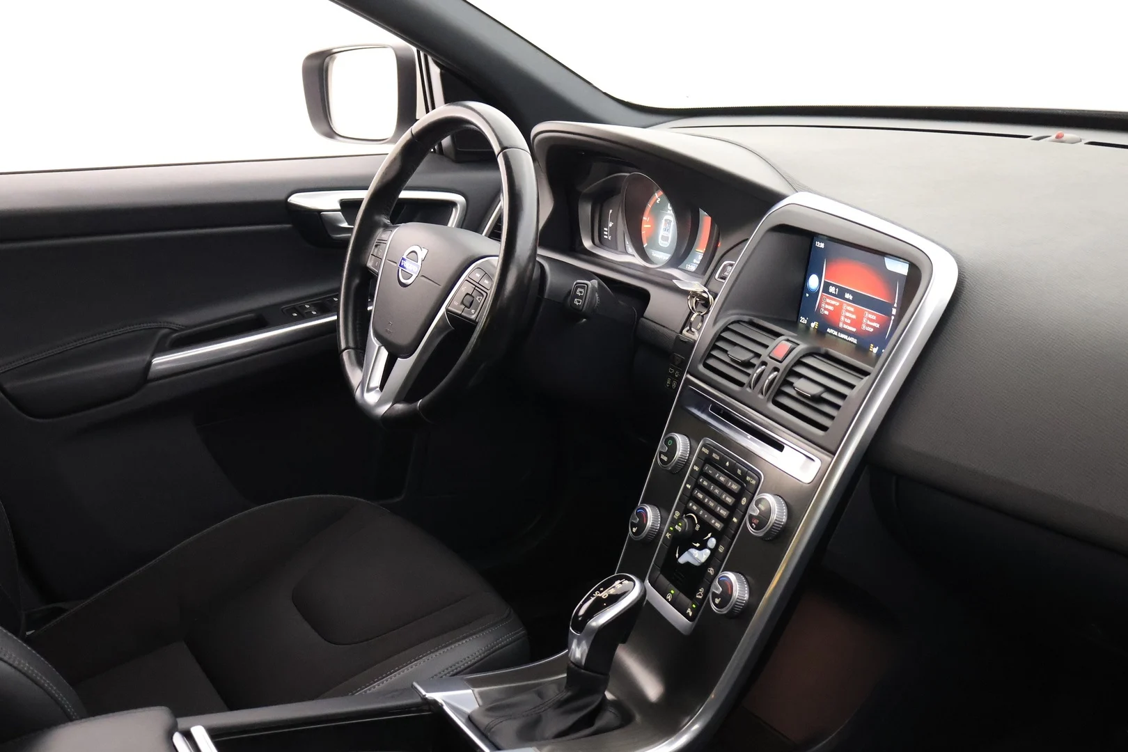 Car Image - 10W89BqtXUUiKPatsjgdCp
