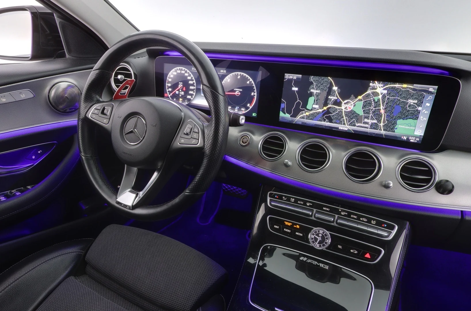 Car Image - Lrtfdro64OjXvkhplnaWo