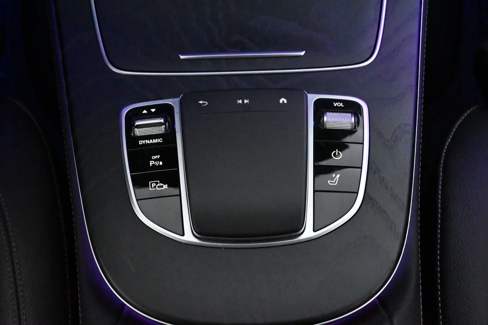 Car Image - 1VmwuwBLUvAt5dzi5gdI3w