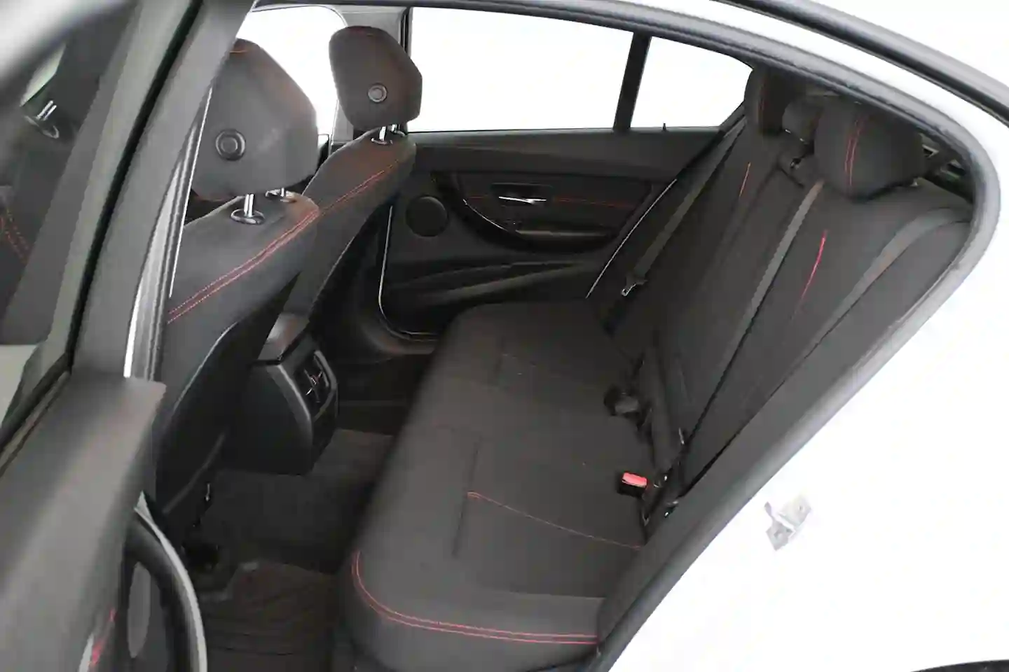 Car Image - 241RnhQ6YRAAeycYUYwqzj