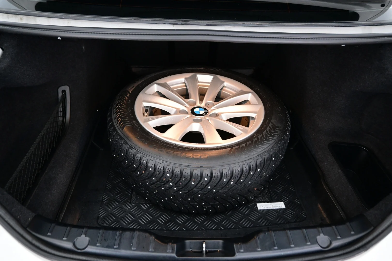 Car Image - 7fdcYhyGRQIRXVz9WnxmaA