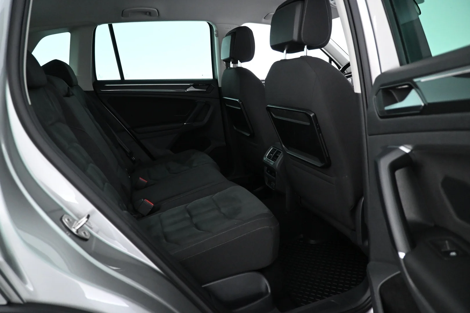 Car Image - IJbQ6uRteXcHXLfjbgQuo