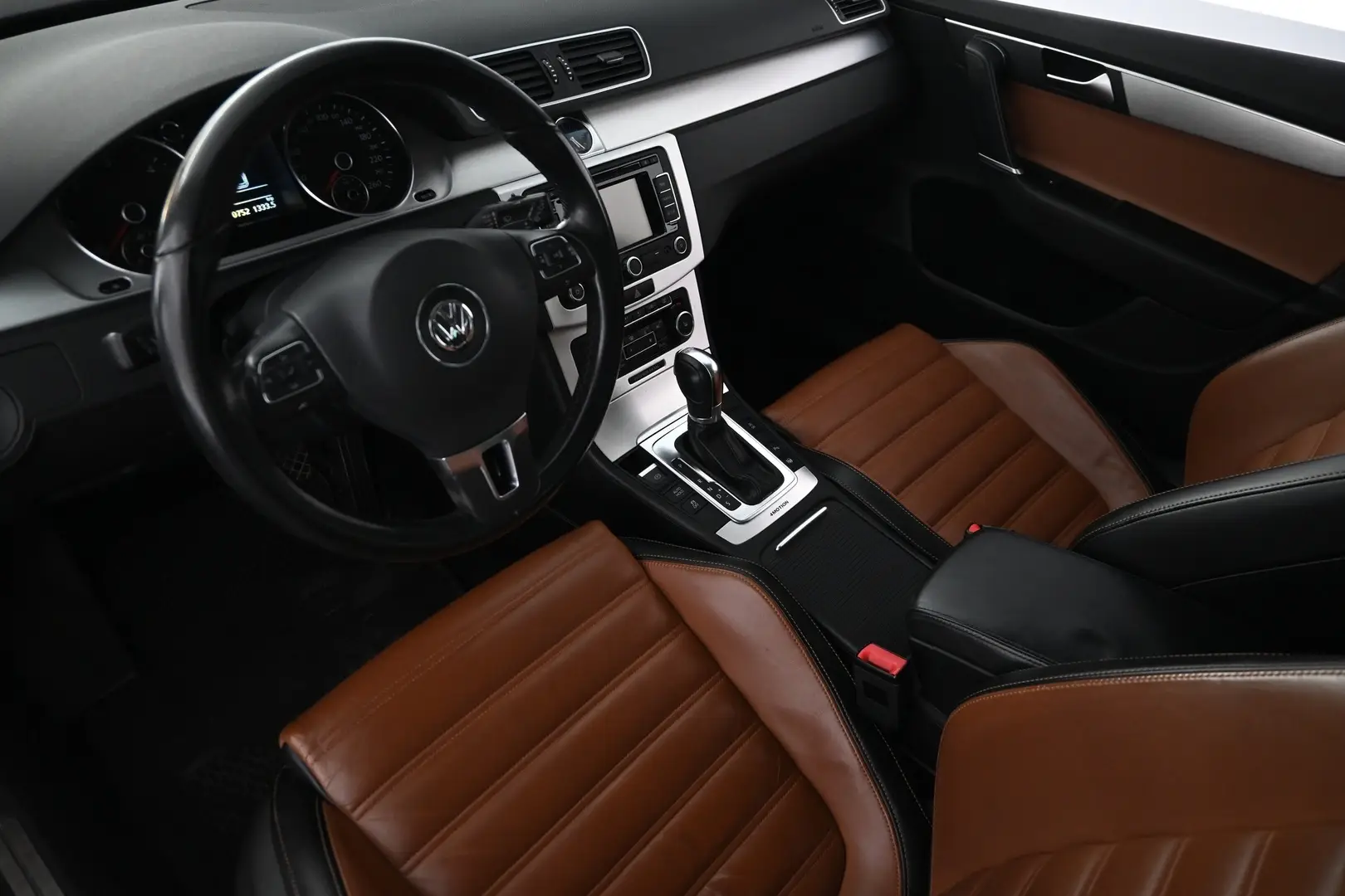 Car Image - 2HmluS9qMGdbo5lBZt9qvB