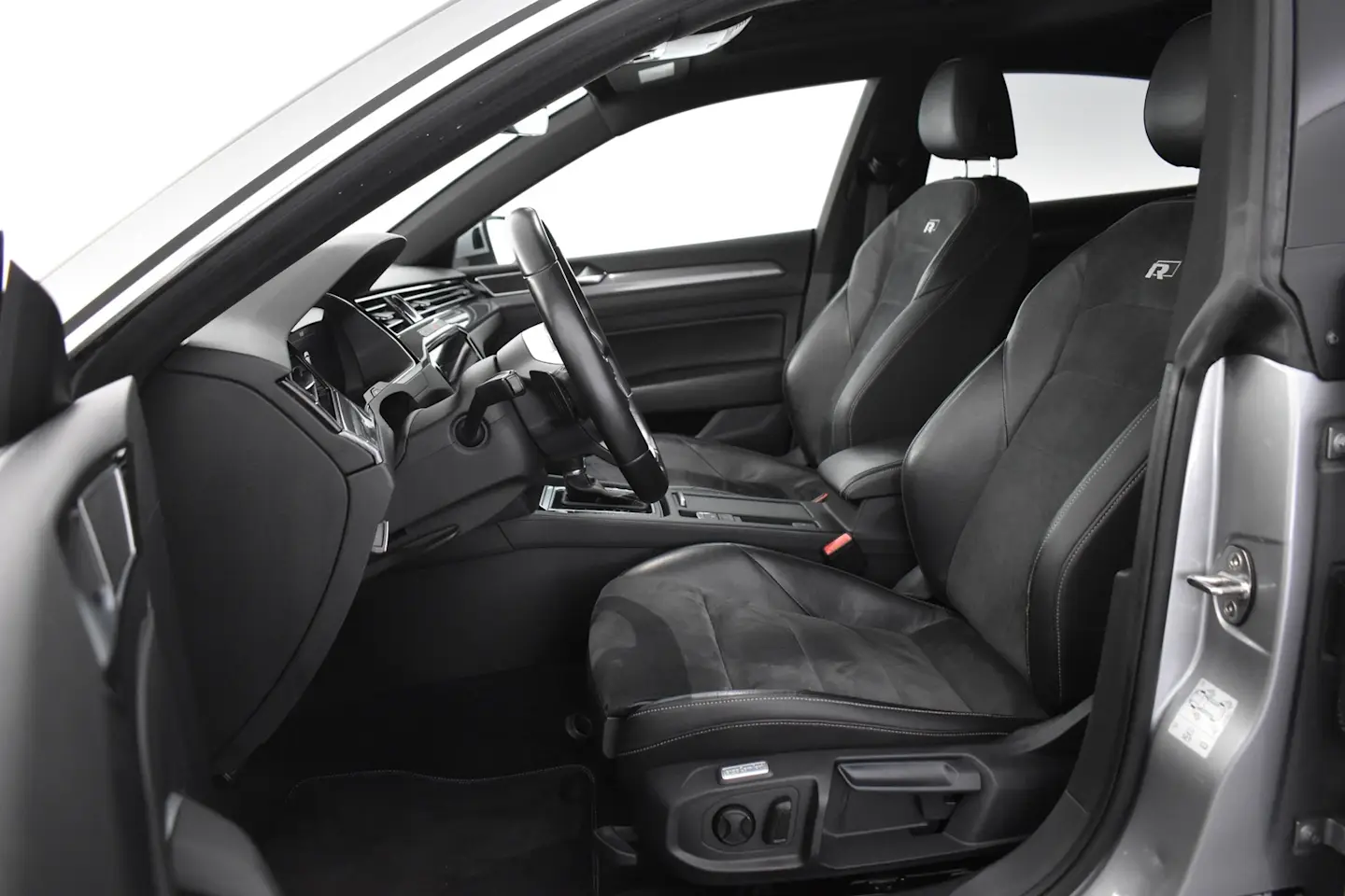 Car Image - 2pai29HWUP5X9I6TNGUslb